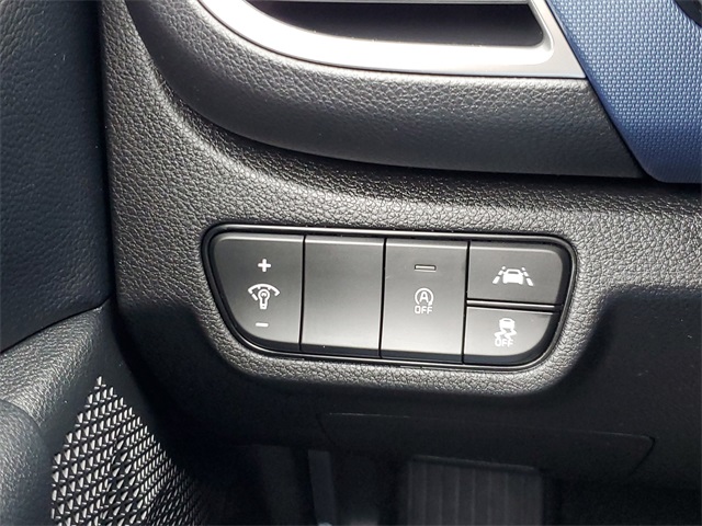 2023 Kia Seltos S photo 12