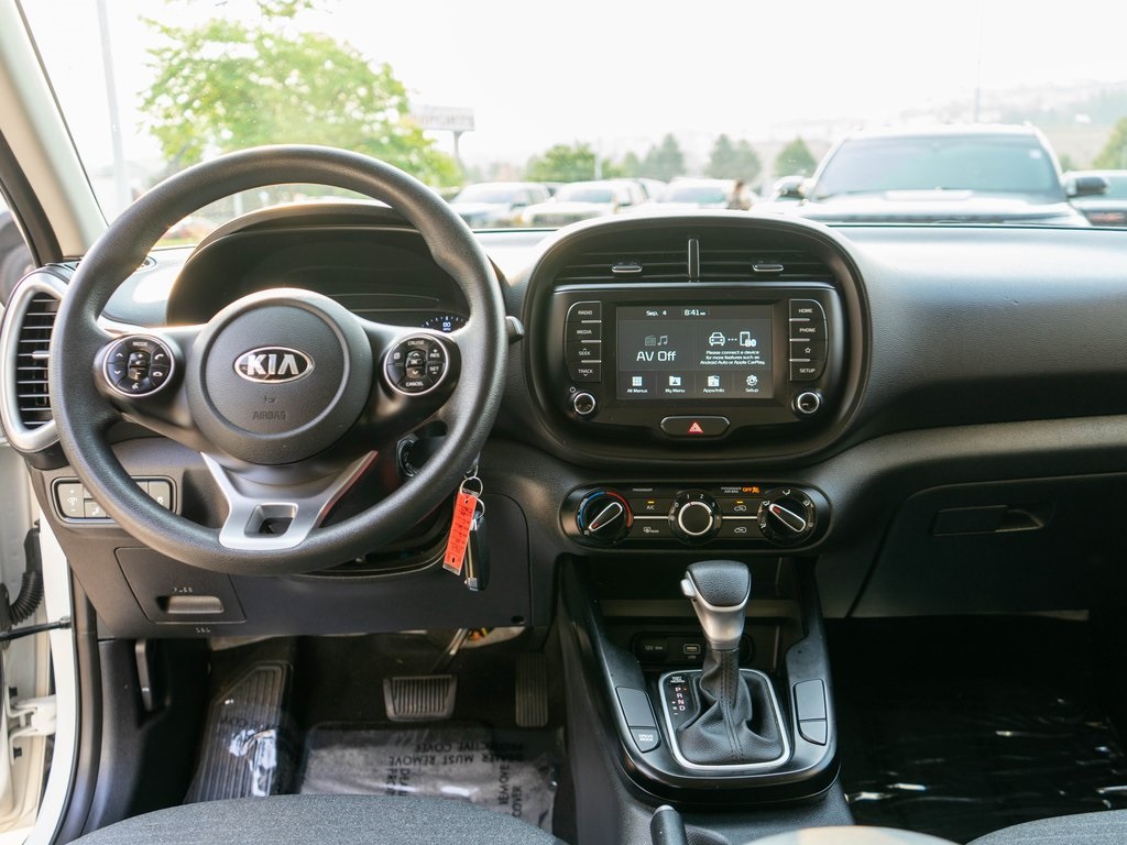 2021 Kia Soul LX S X-Line photo 11