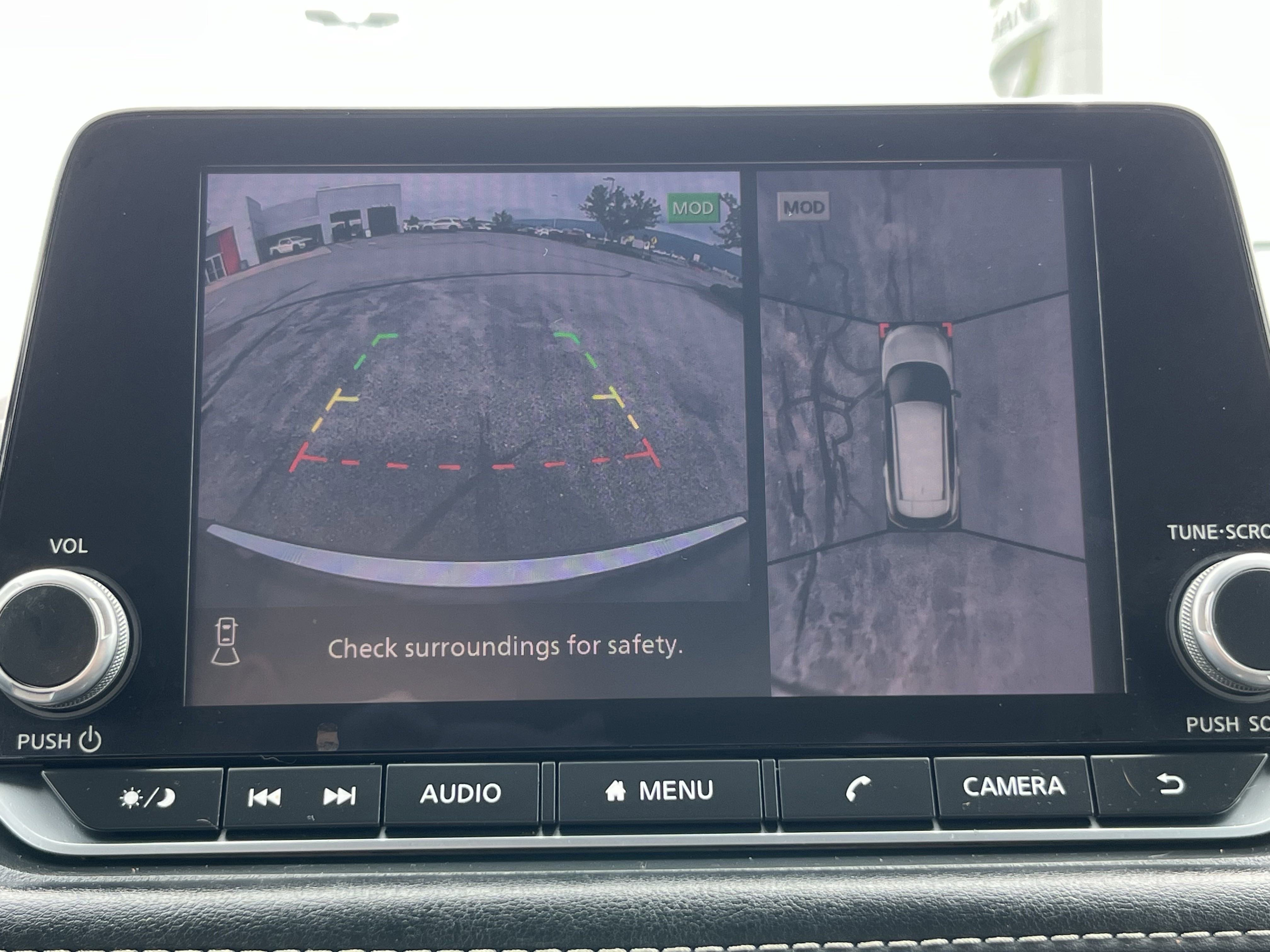 2021 Nissan Rogue AWD SV photo 11