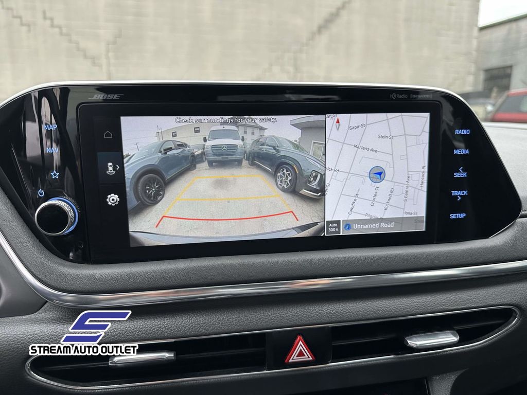 2022 Hyundai Sonata SEL Plus photo 24