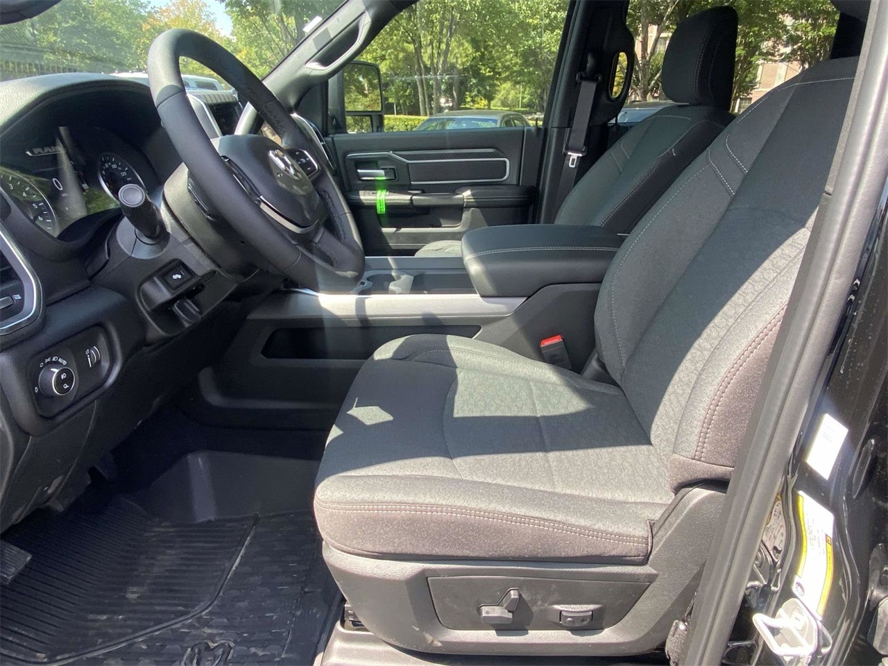 2026 Ram 2500 Big Horn photo 18