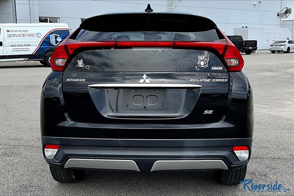 2018 Mitsubishi Eclipse Cross SE photo 5