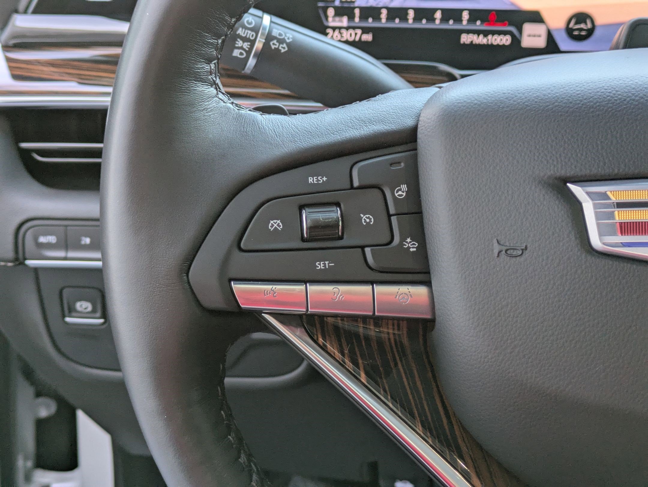 2024 Cadillac Escalade Premium Luxury photo 16
