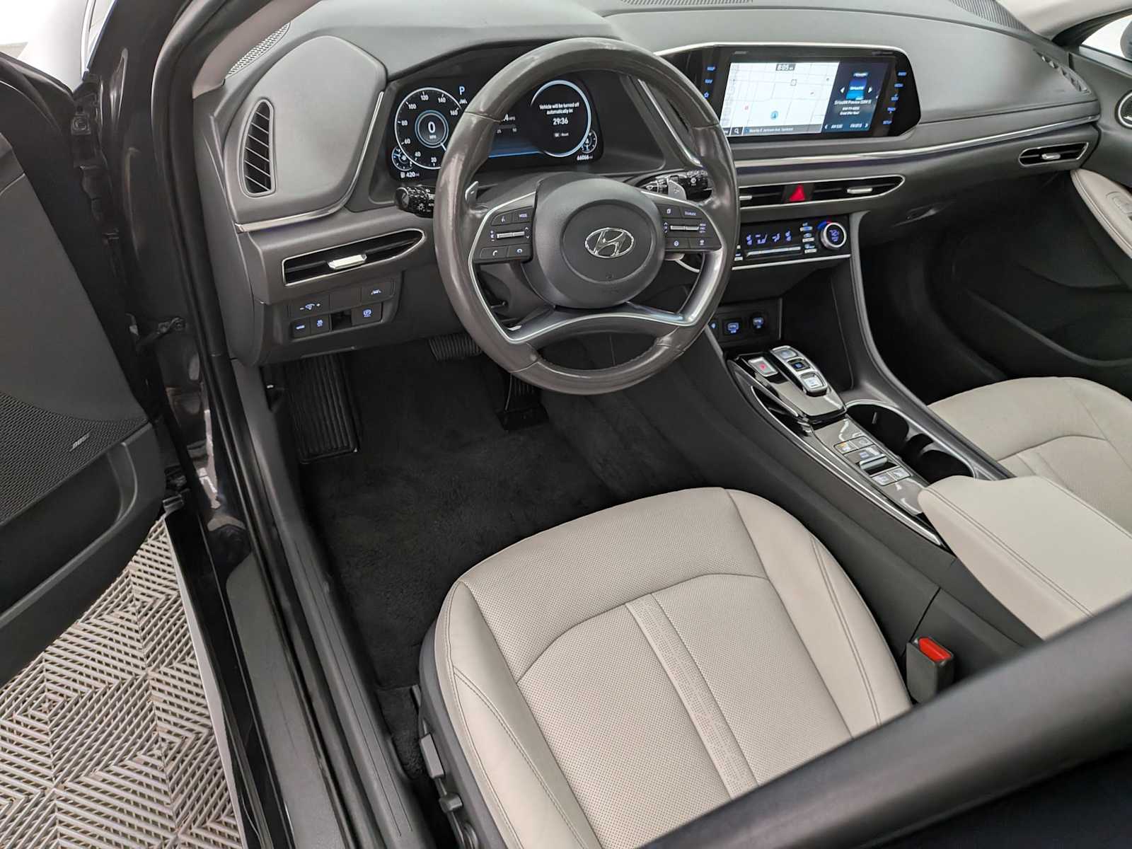 2023 Hyundai Sonata Limited photo 2
