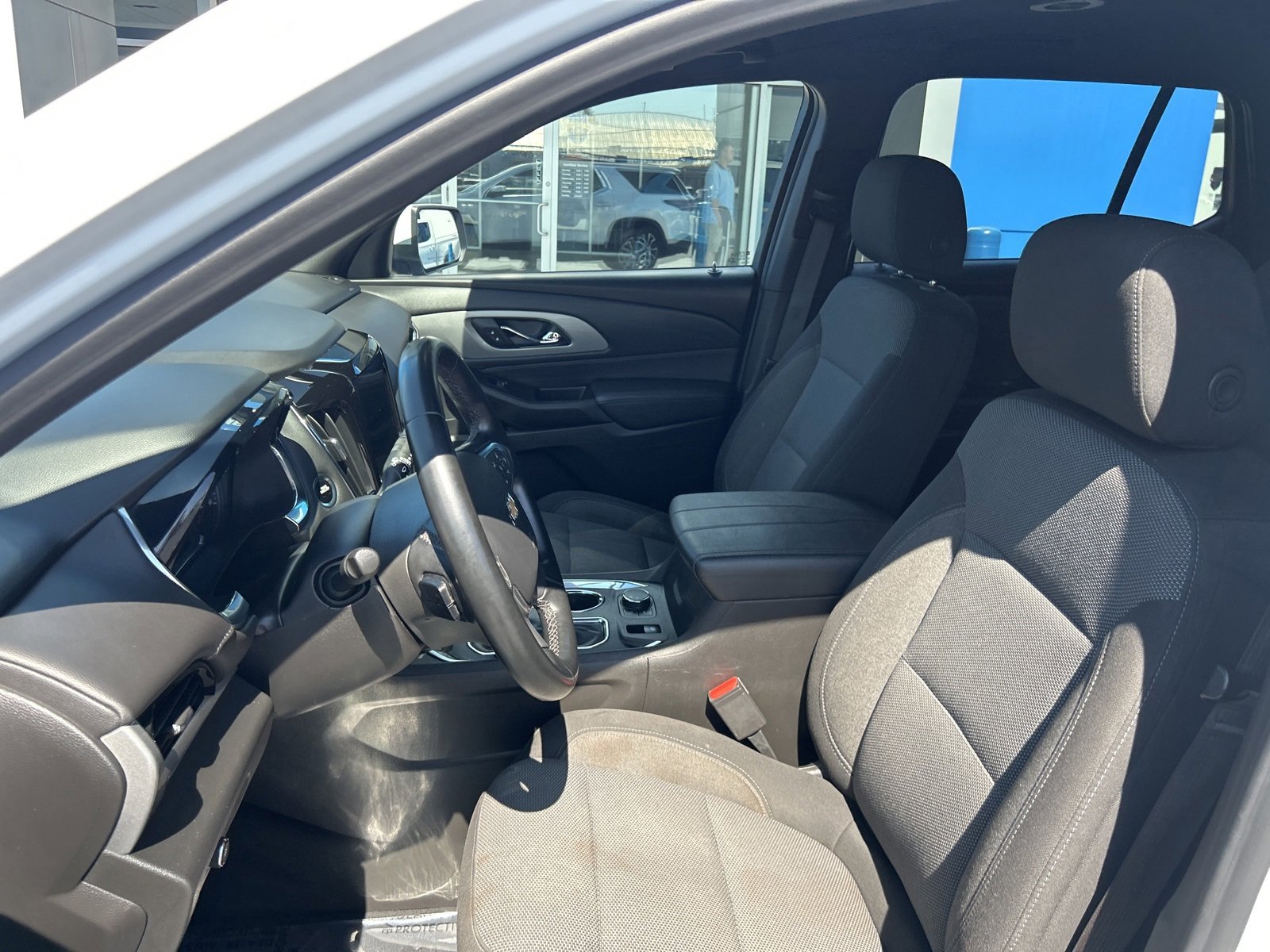 2023 Chevrolet Traverse Cloth photo 16