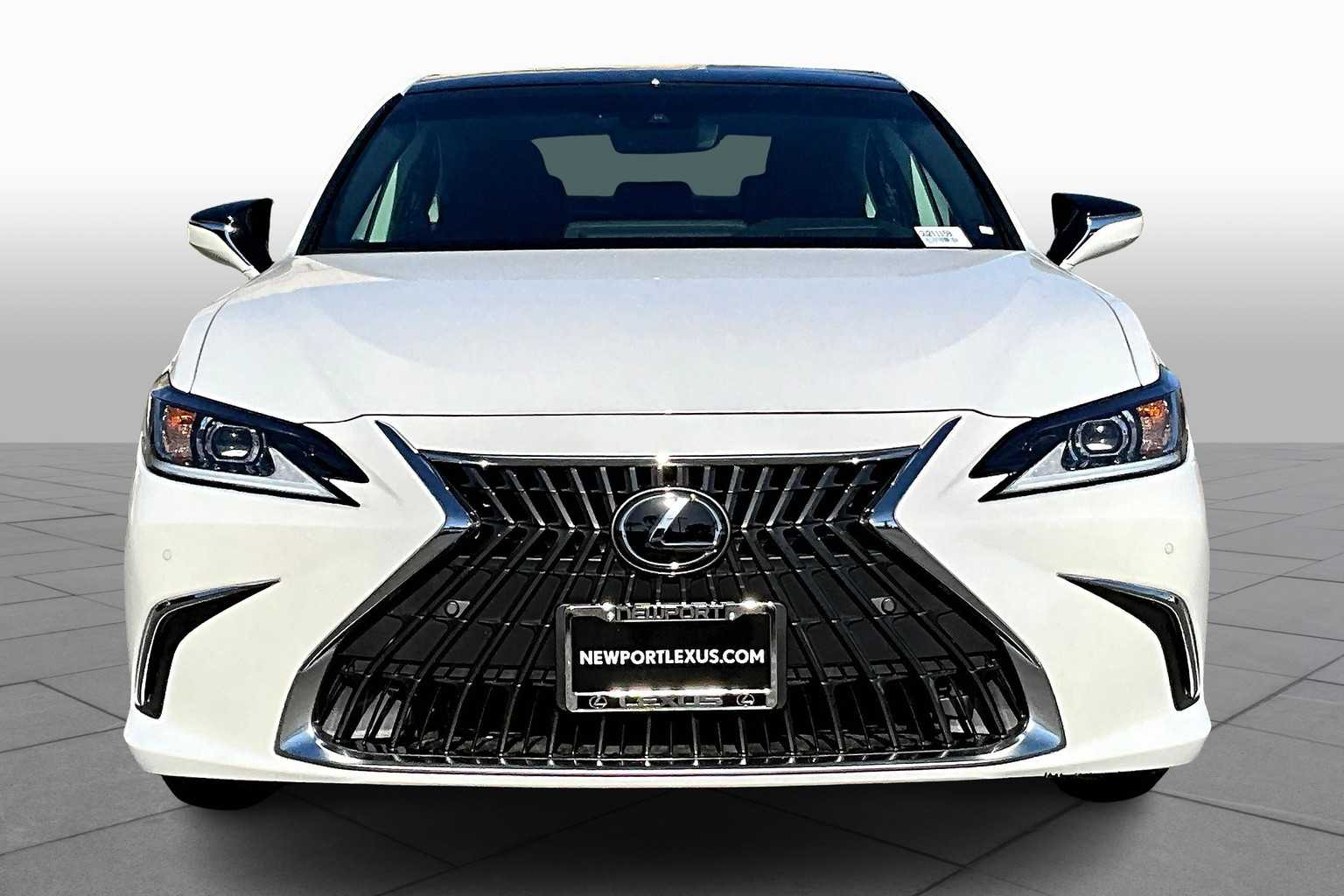 2025 Lexus ES 350 photo 3