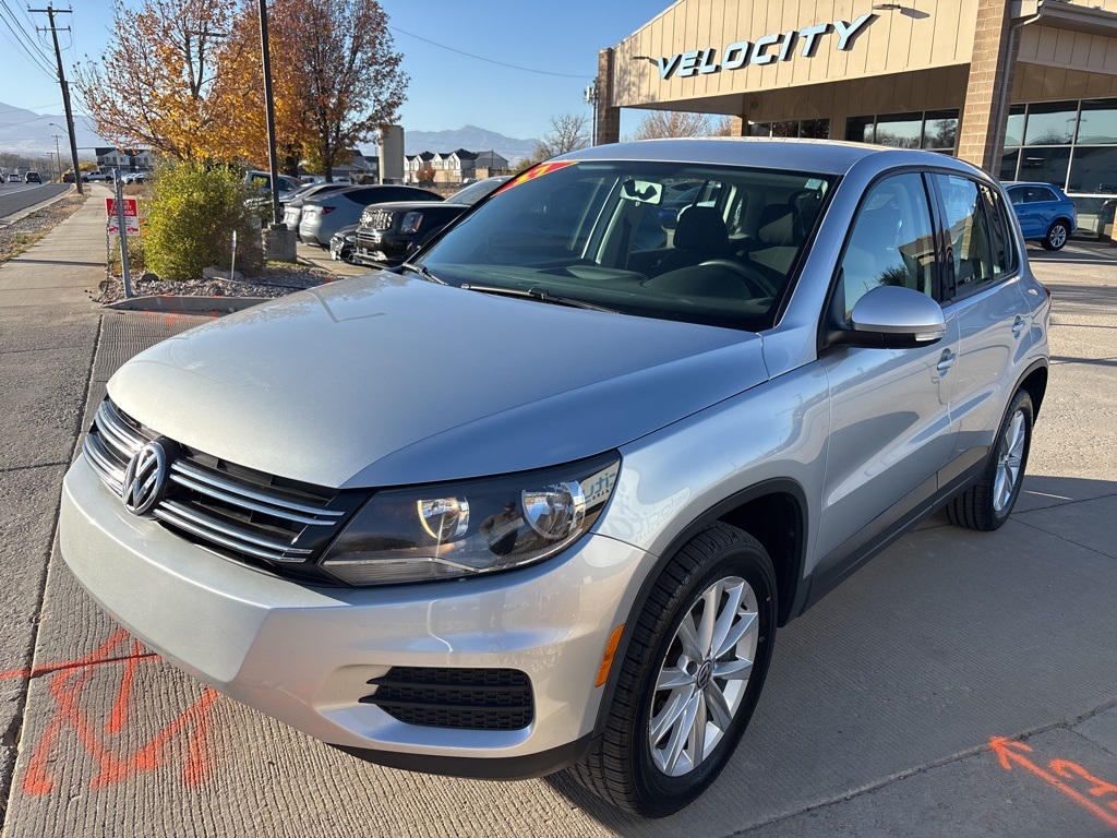 2017 Volkswagen Tiguan Limited photo 2