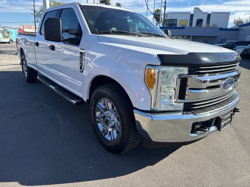 2017 Ford F-250 Super Duty XL's photo