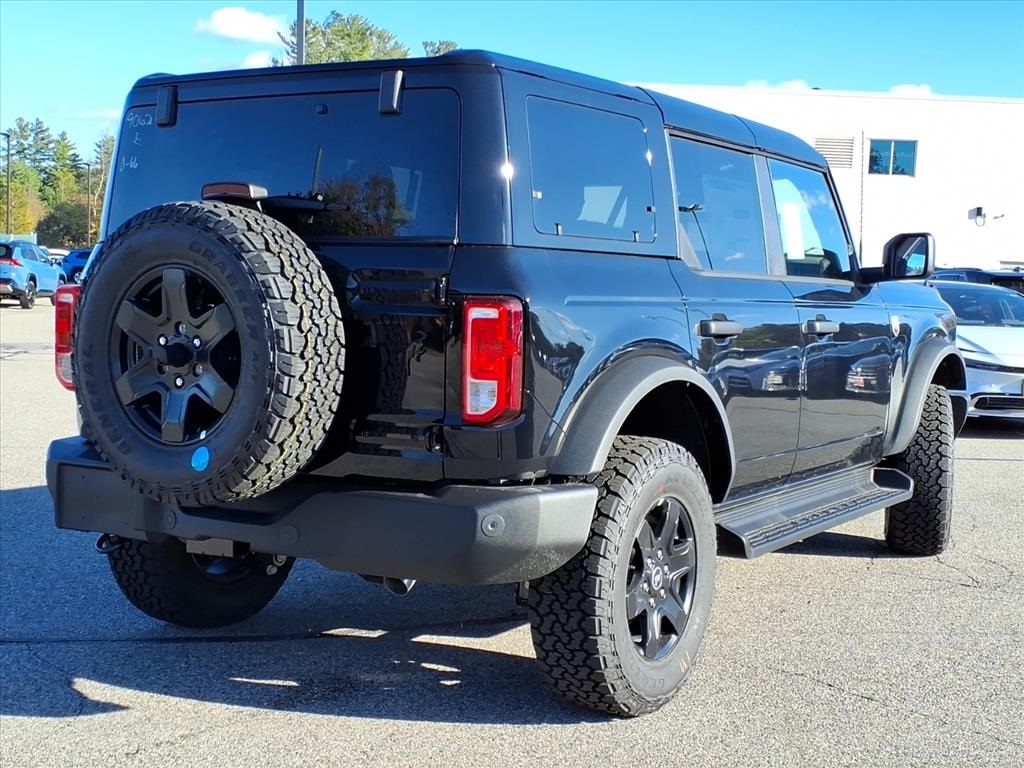 2025 Ford Bronco Big Bend photo 2