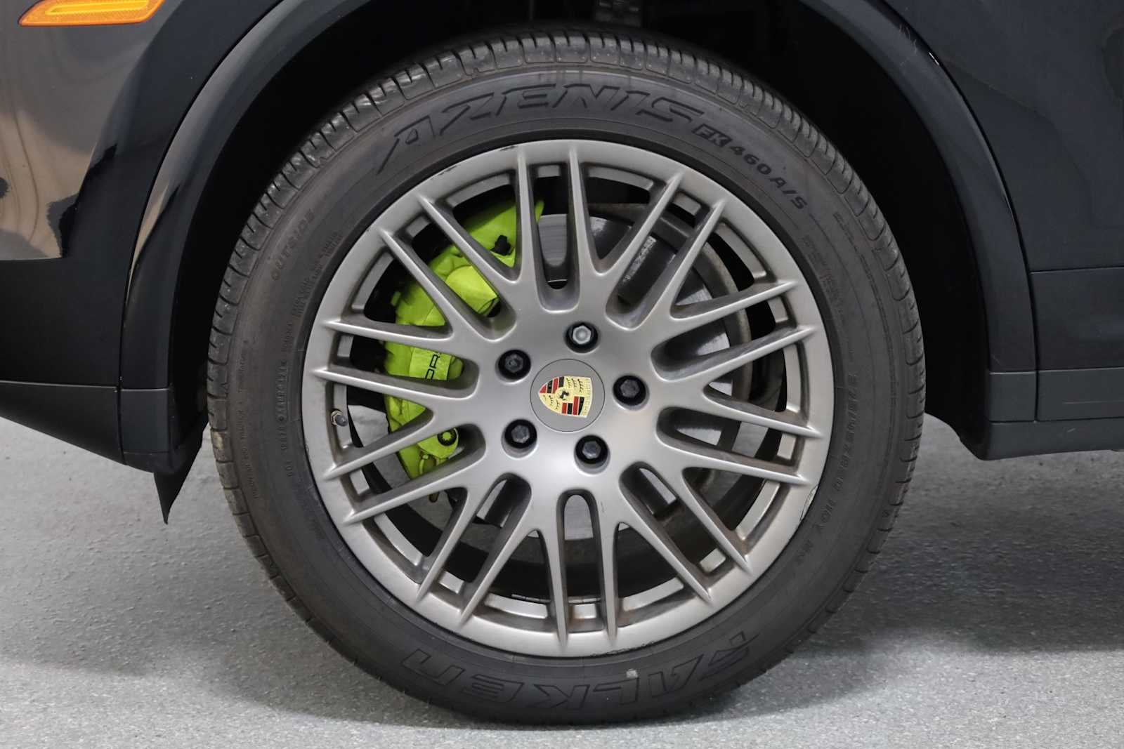 2017 Porsche Cayenne S E-Hybrid Platinum Edition photo 31