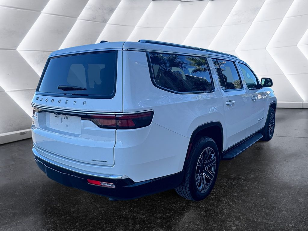 2024 Jeep Wagoneer L Series II photo 4