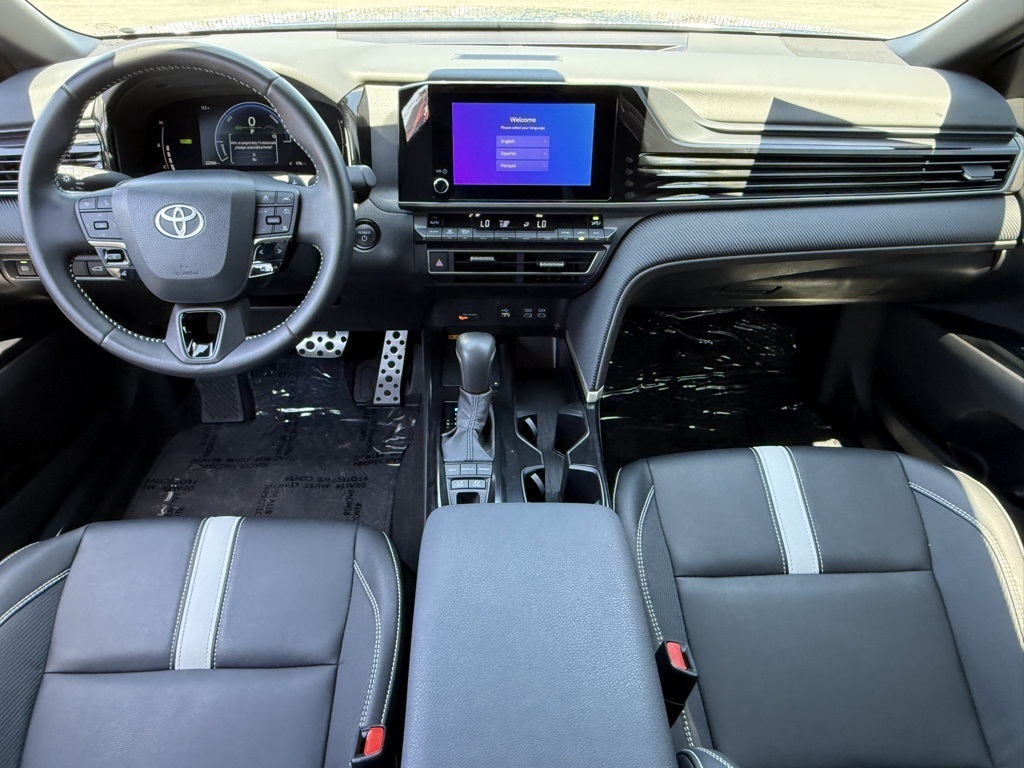 2025 Toyota Camry SE photo 28