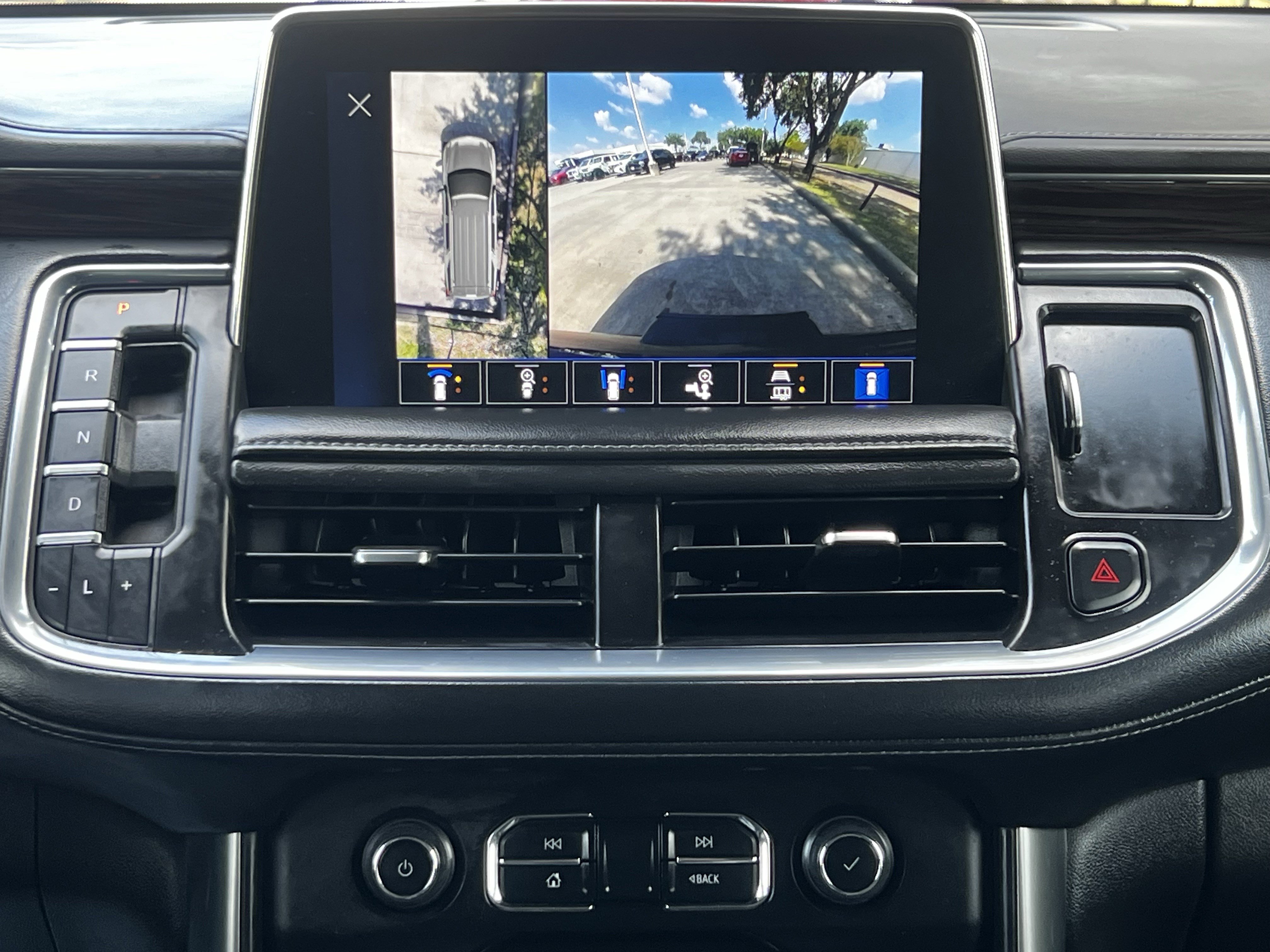 2023 Chevrolet Tahoe LT photo 9
