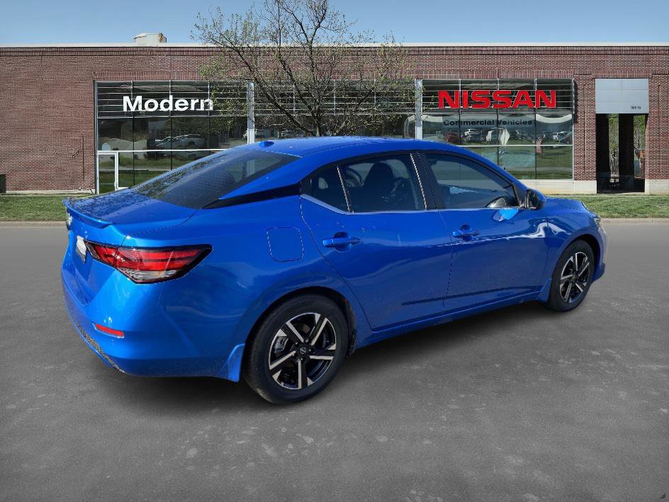 2025 Nissan Sentra SV photo 4