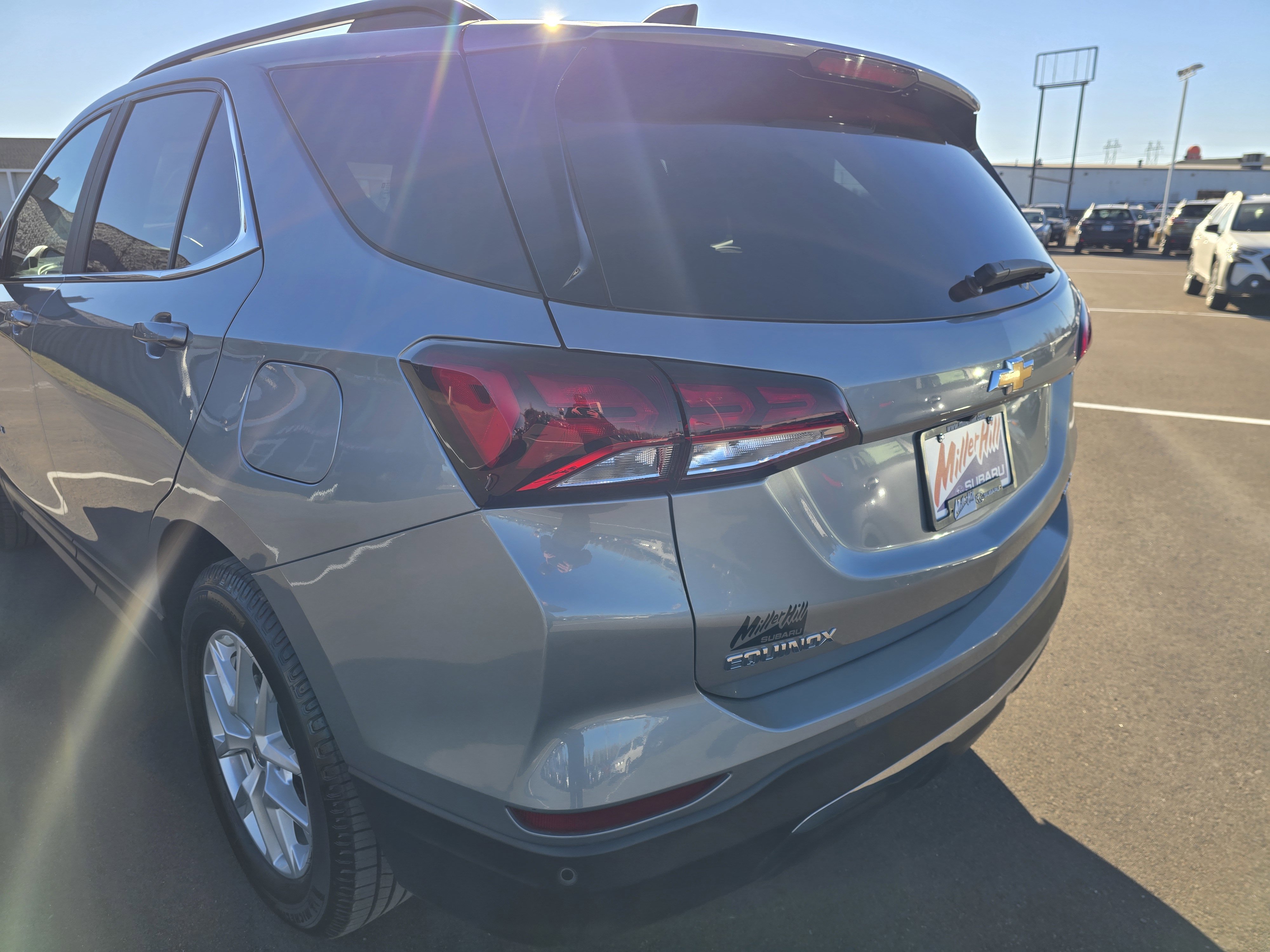 2023 Chevrolet Equinox LT photo 3