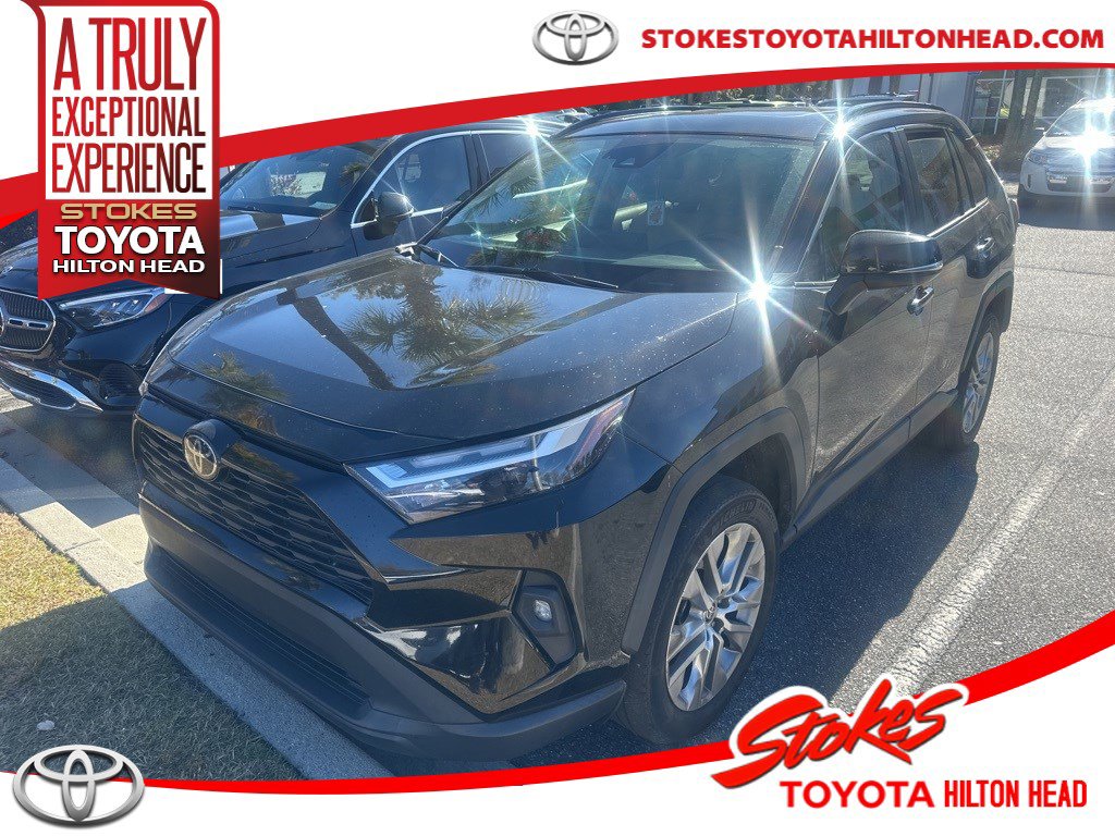 2022 Toyota RAV4 XLE Premium's photo