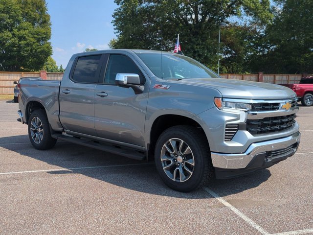 2026 Chevrolet Silverado 1500 LT photo 2