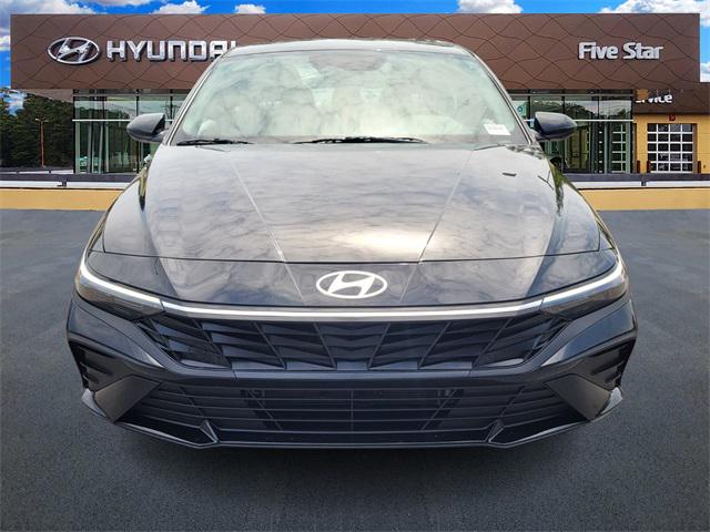 2025 Hyundai Elantra Hybrid SEL Sport photo 2