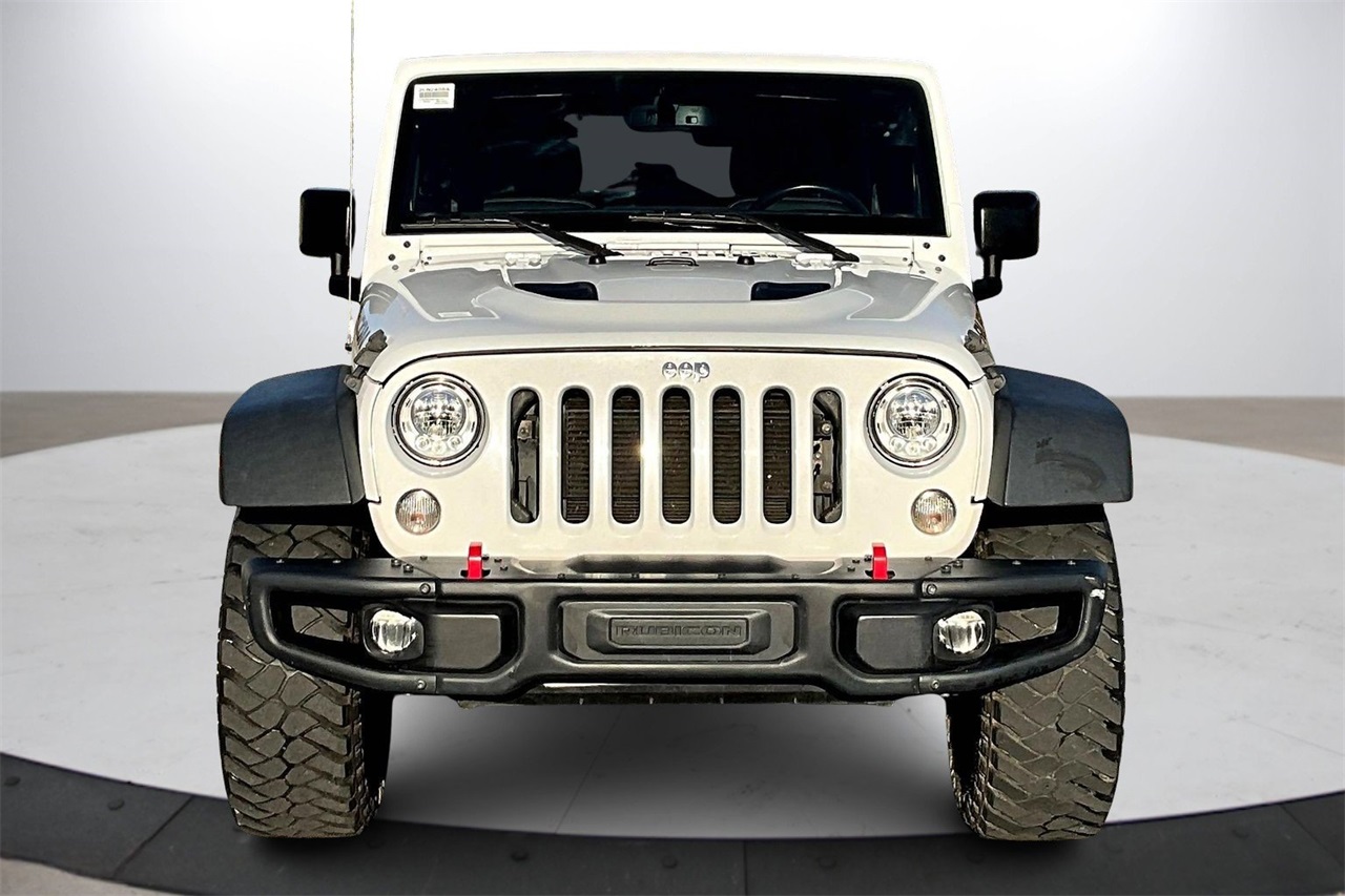 2017 Jeep Wrangler Unlimited Rubicon photo 2