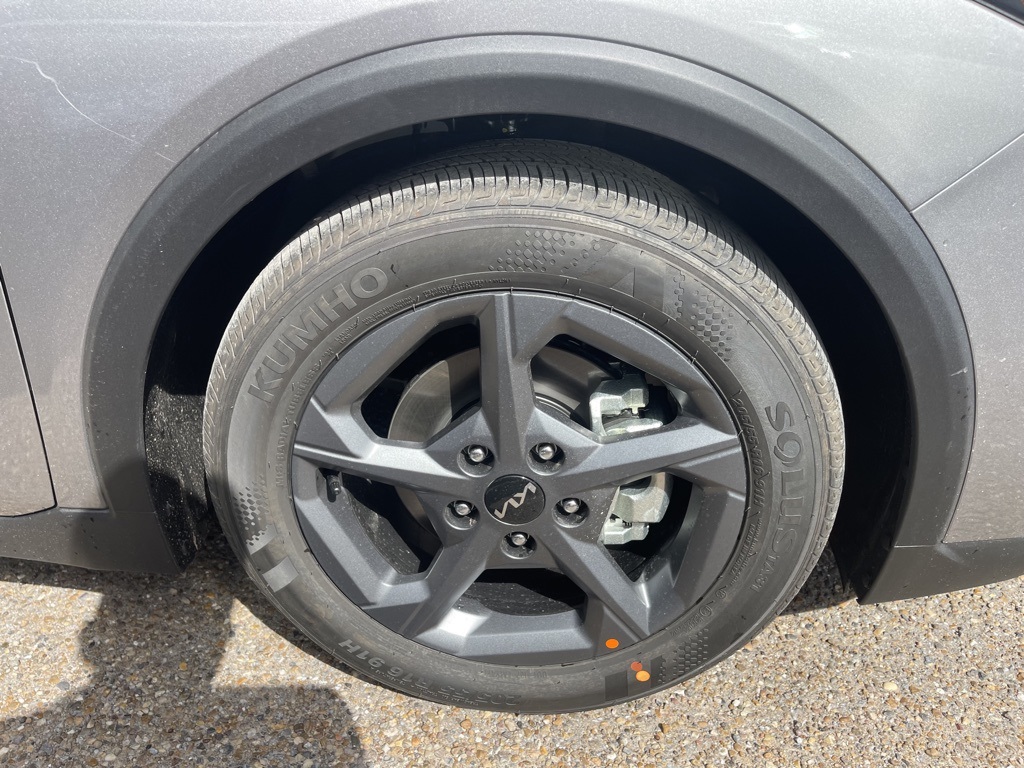 2025 Kia K4 LXS photo 7