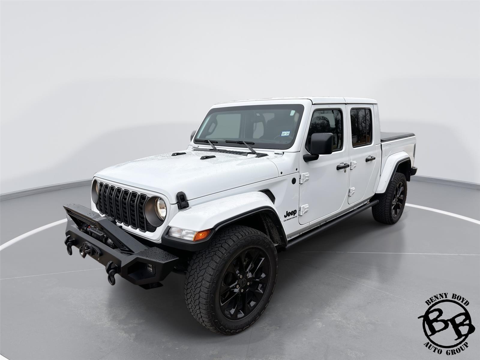 2025 Jeep Gladiator Nighthawk's photo