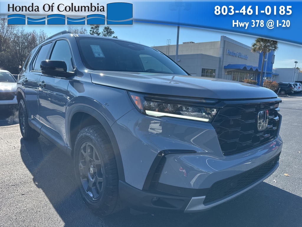 2025 Honda Pilot TrailSport's photo