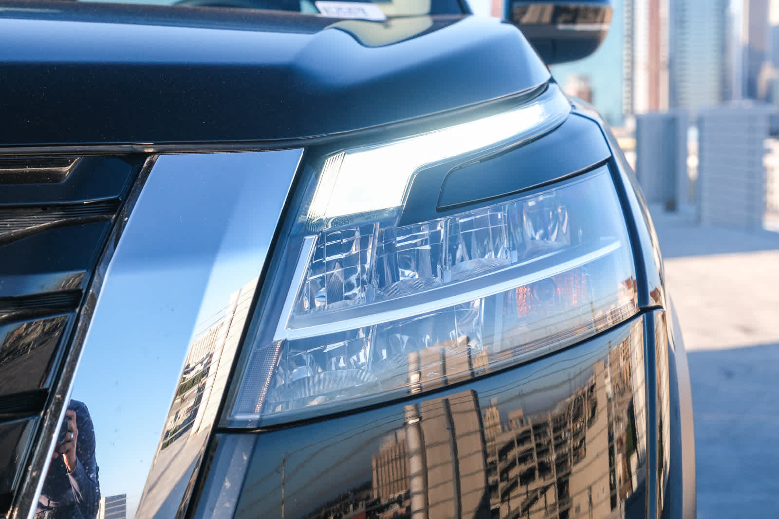 2022 Nissan Pathfinder SV photo 8