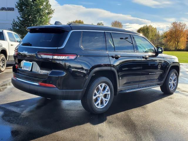 2022 Jeep Grand Cherokee Limited photo 3