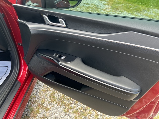 2021 Kia K5 GT-Line photo 23