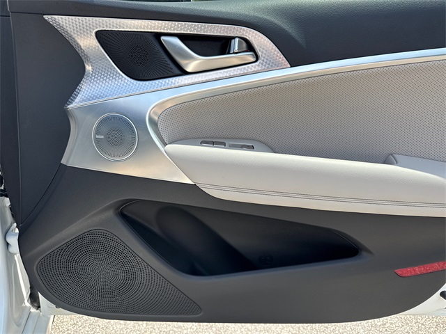 2023 Genesis G70 3.3T photo 14