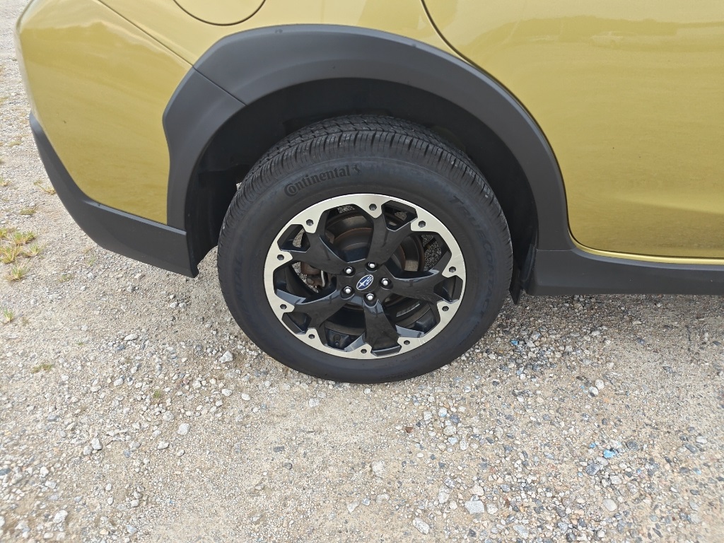 2023 Subaru Crosstrek Premium photo 9