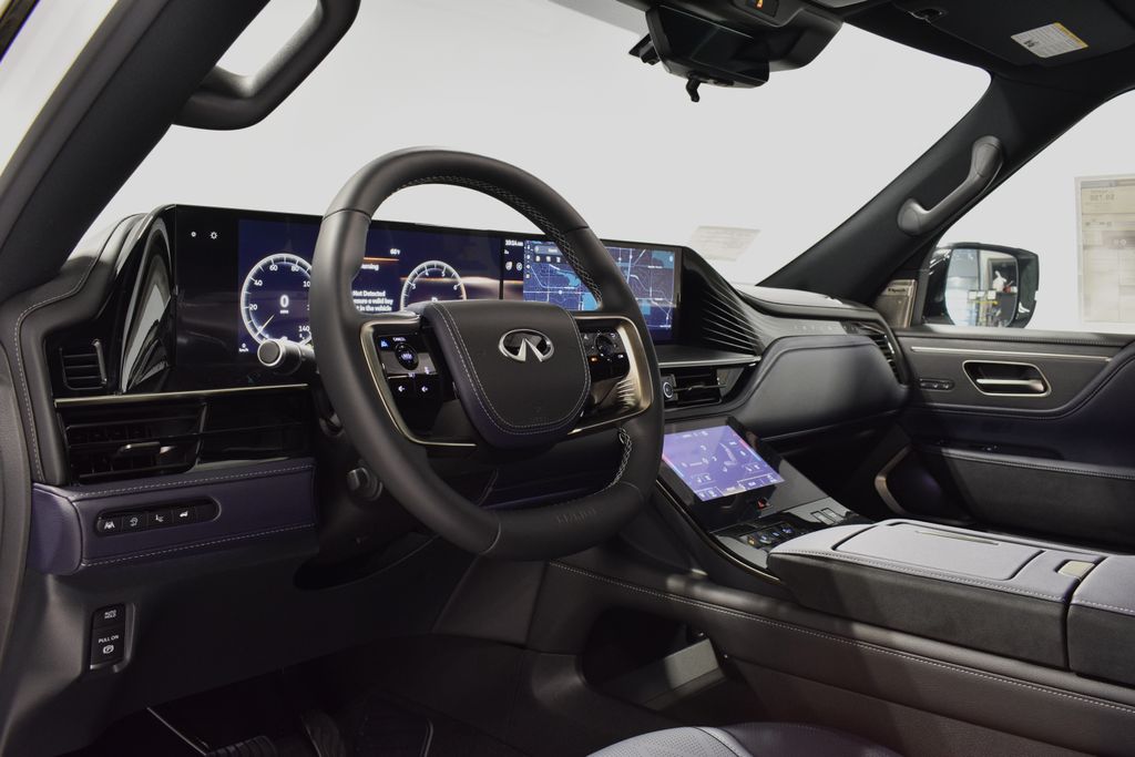 2026 Infiniti QX80 Sensory photo 10