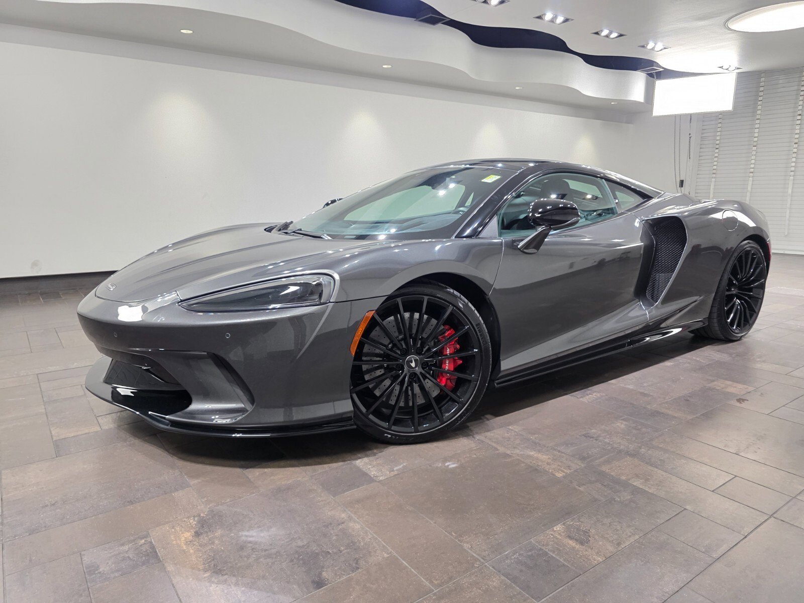 2022 McLaren GT Base's photo