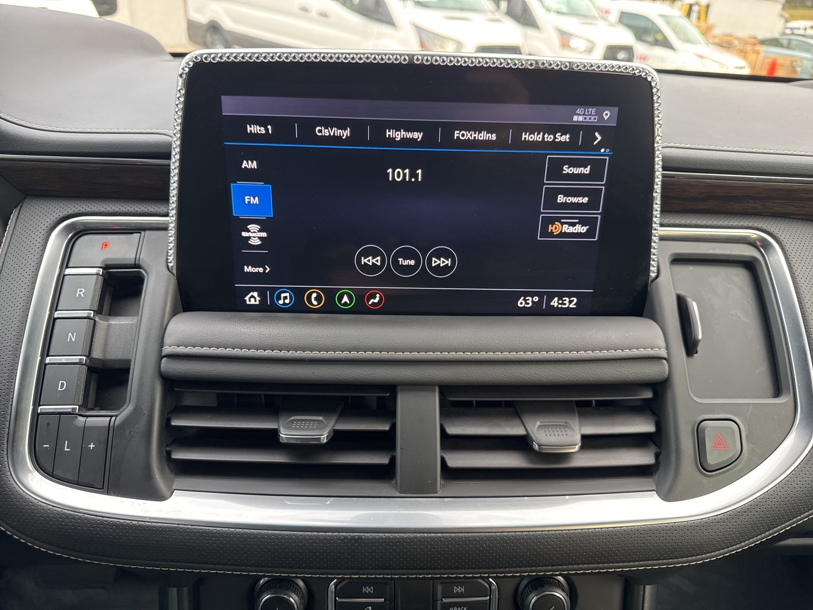 2021 Chevrolet Tahoe Premier photo 4