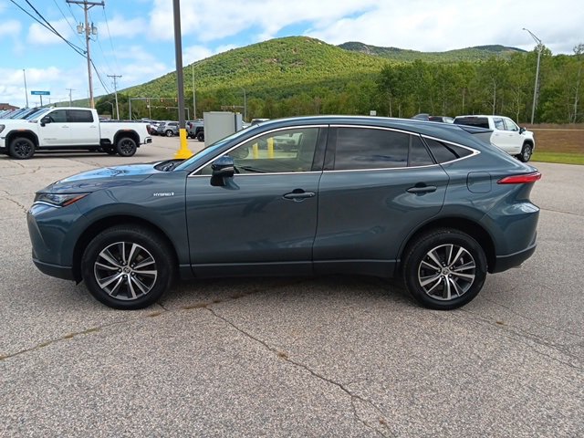 2021 Toyota Venza LE photo 4