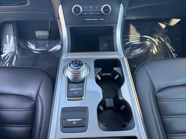 2024 Ford Edge SEL photo 15