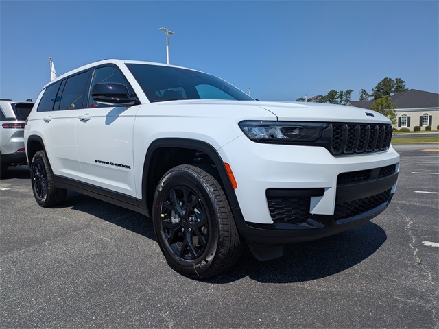 2025 Jeep Grand Cherokee L Altitude's photo