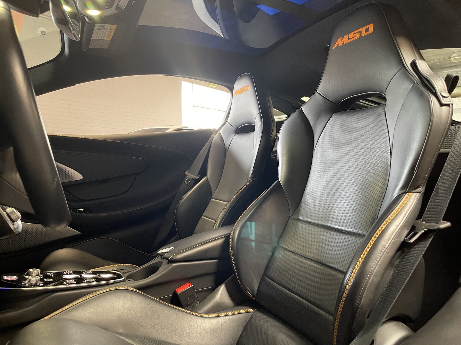 2022 Mclaren GT photo 6