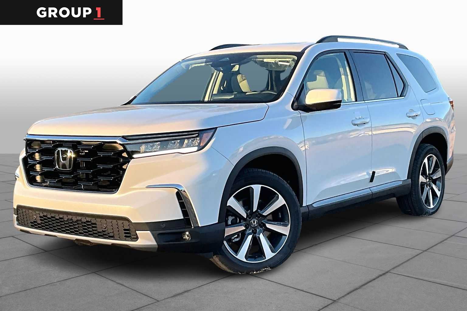 2025 Honda Pilot Touring's photo