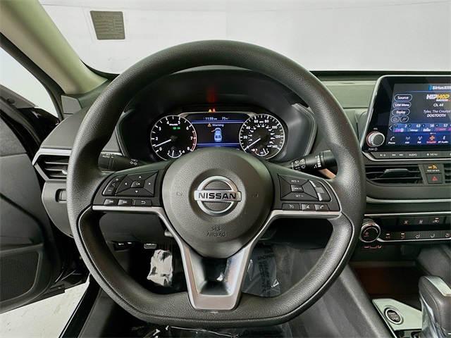 2024 Nissan Sentra SV photo 15