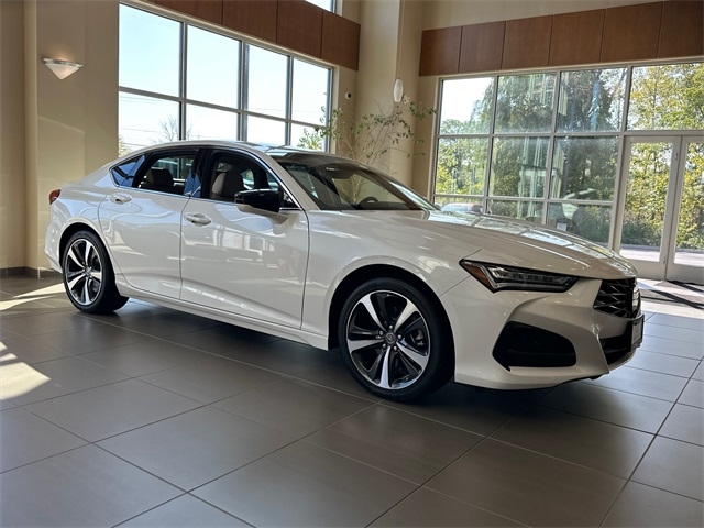 2025 Acura TLX Technology photo 4