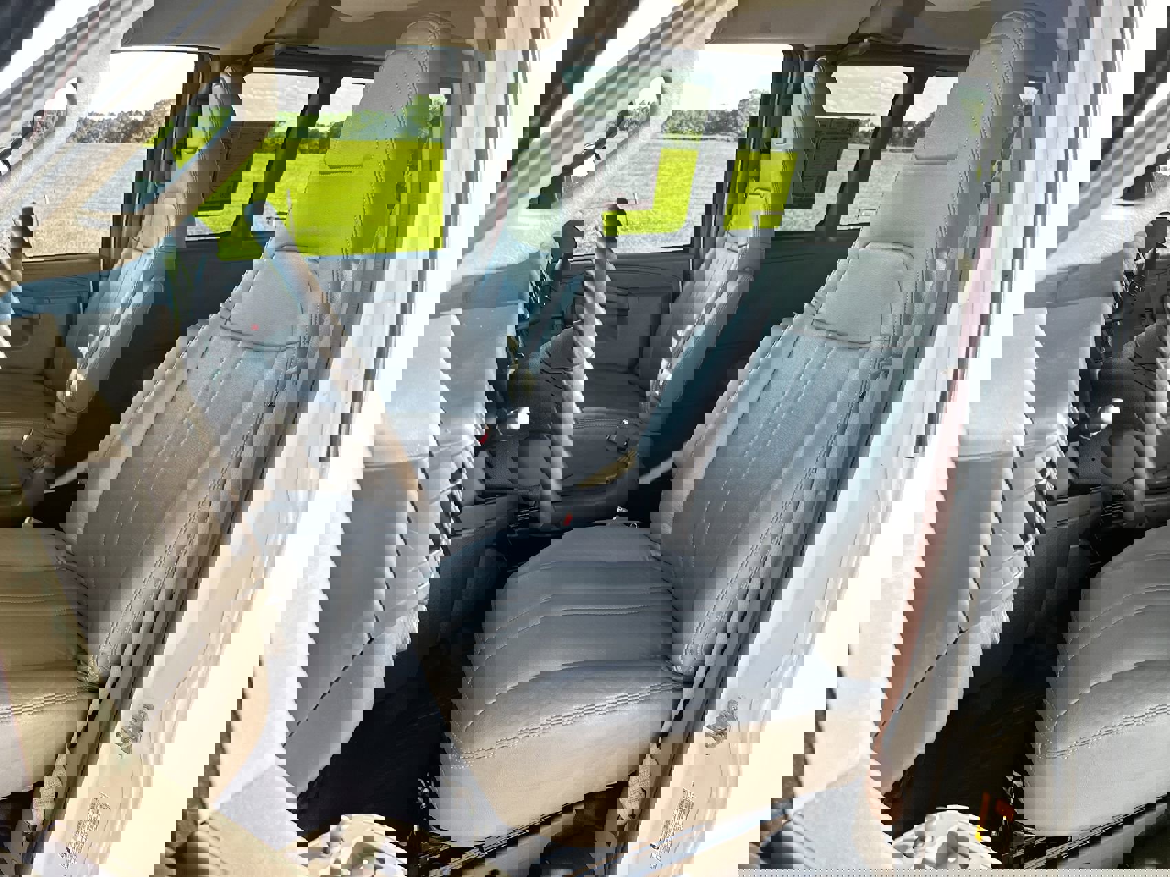 2023 Chevrolet Express Passenger LS photo 10