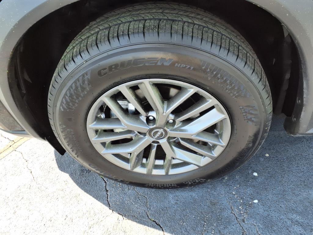 2024 Nissan Rogue S photo 4