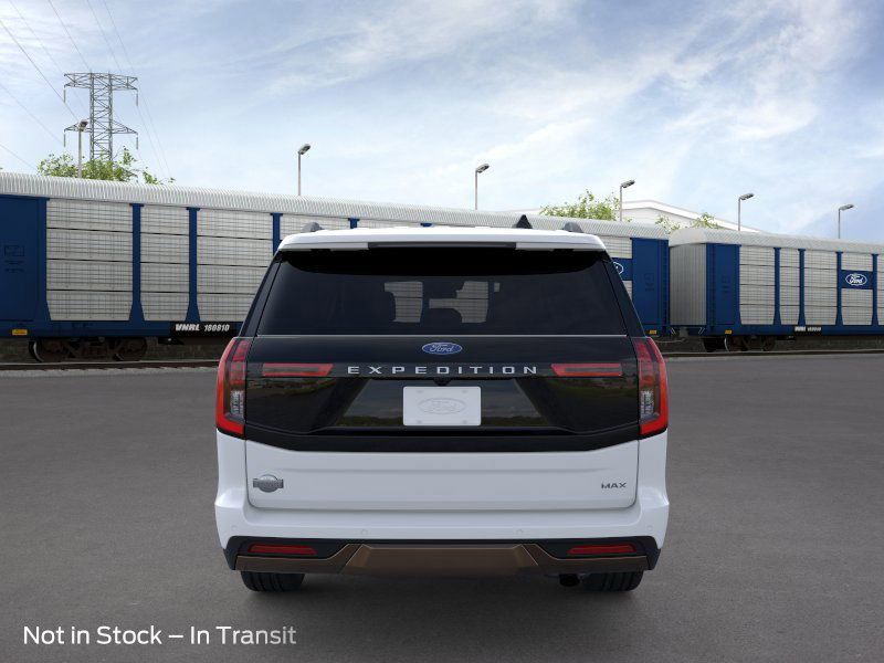 2025 Ford Expedition King Ranch MAX photo 3