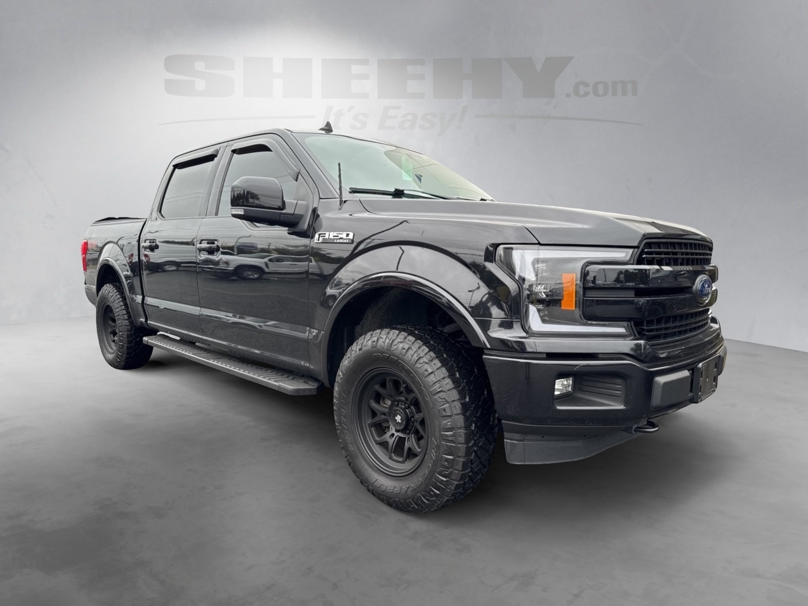 2019 Ford F-150 Lariat photo 2