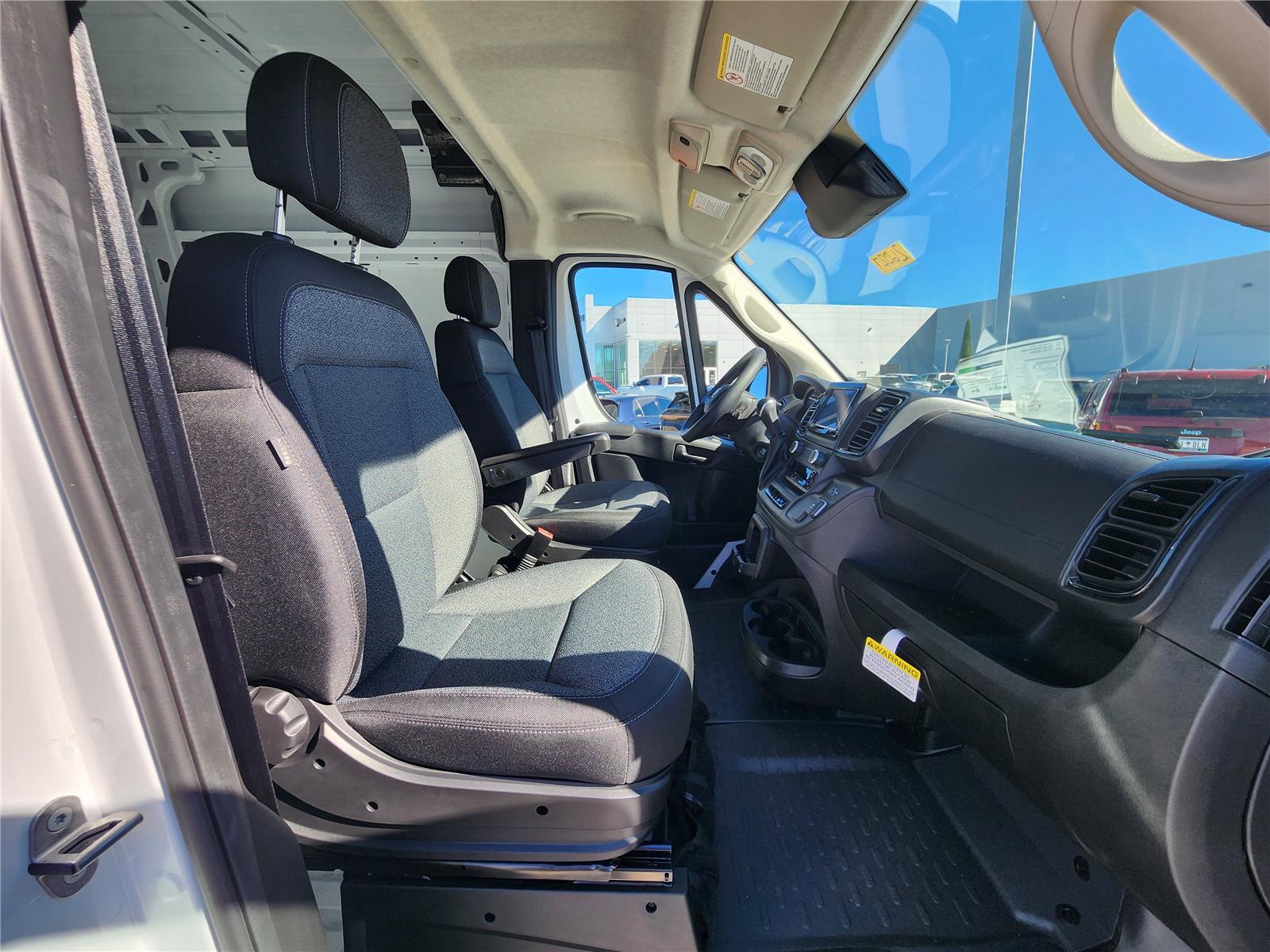 2026 Ram ProMaster 2500 photo 3