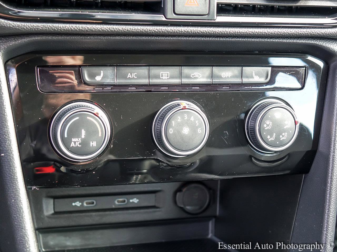 2023 VOLKSWAGEN TAOS - Image 14