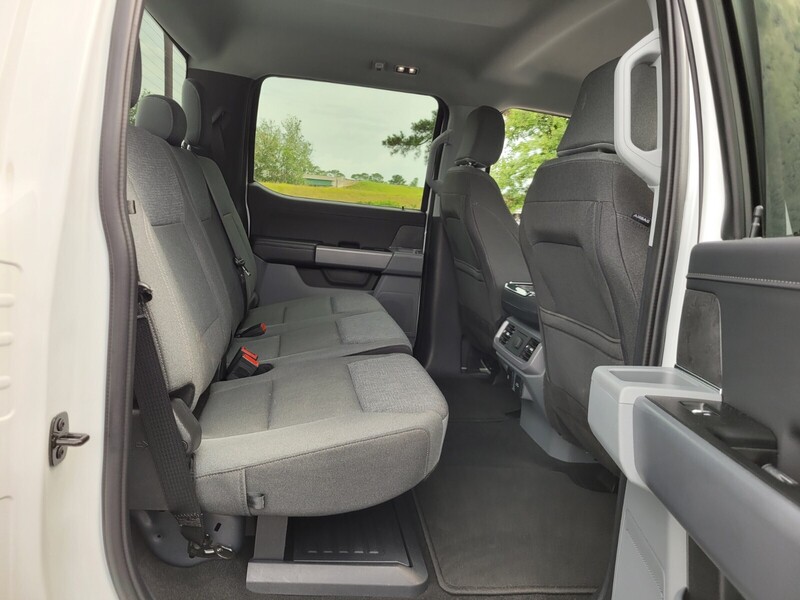 2024 Ford F-150 XLT photo 12