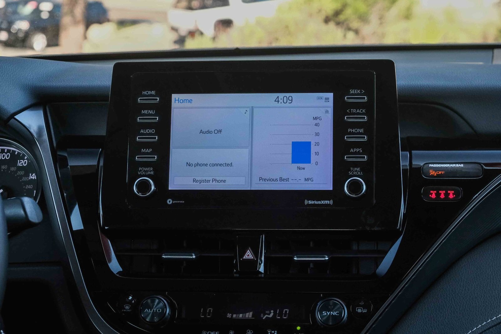 2023 Toyota Camry SE photo 16