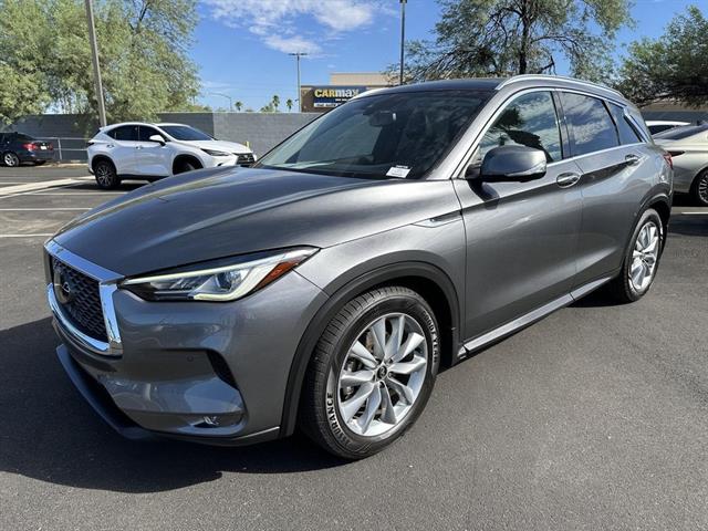 2019 Infiniti QX50 Essential photo 8
